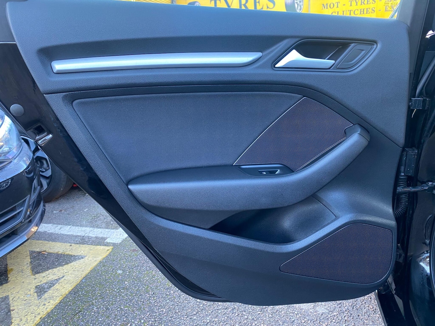 Used Audi A3 2015 for sale - 76752854: Photo 28