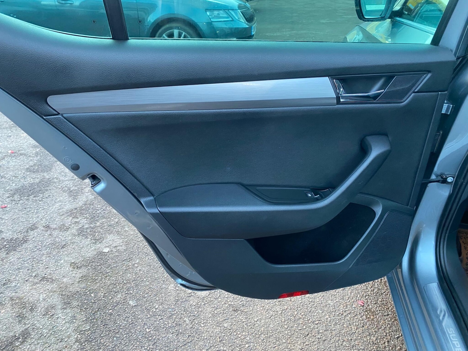 Used Skoda Superb 2018 for sale - 77156045: Photo 36