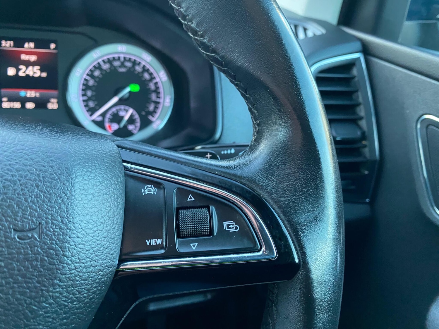 Used Skoda Karoq 2019 for sale - 77082026: Photo 29