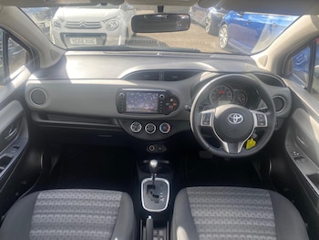 Used Toyota Yaris 2016 for sale - 78275908: Photo