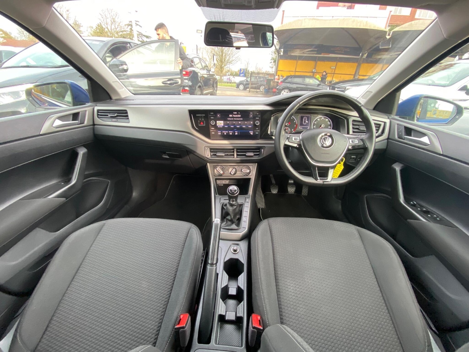 Used Volkswagen Polo for sale - 77882452: Photo 2