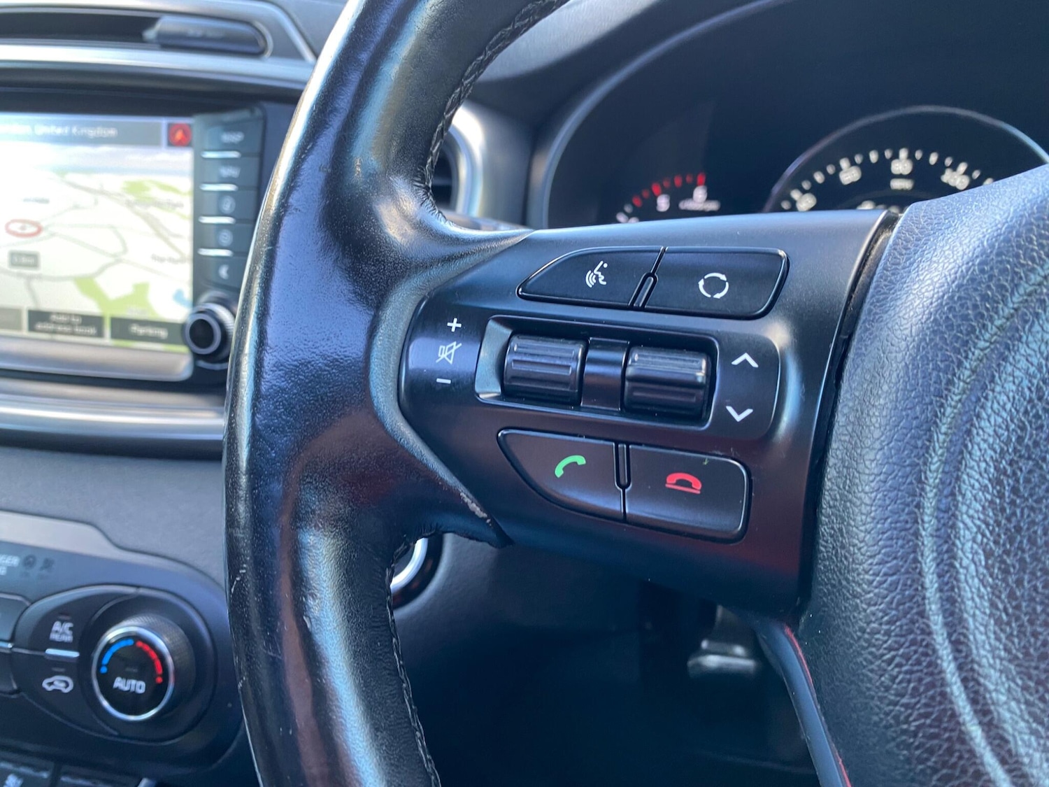 Used Kia Sorento 2016 for sale - 76441328: Photo 31