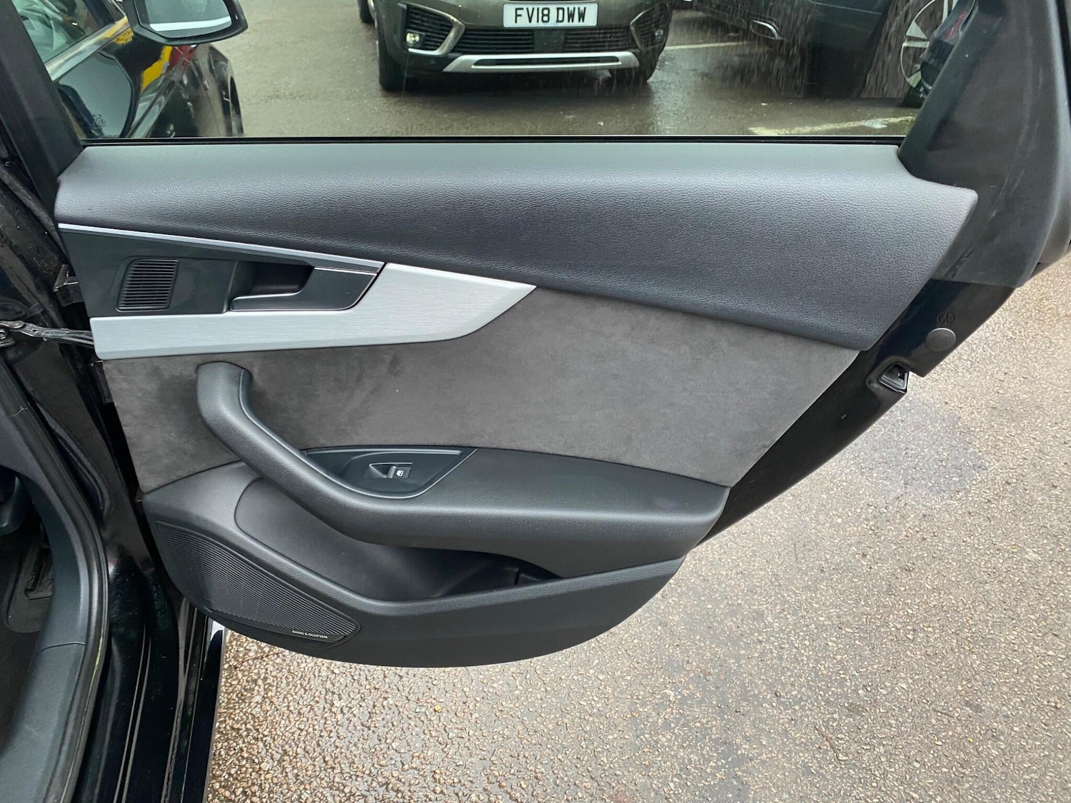 Used Audi A4 2017 for sale - 76850092: Photo 30