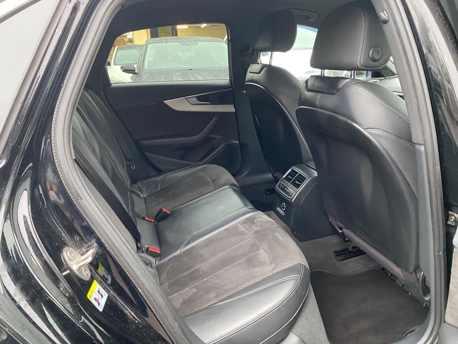 Used Audi A4 2017 for sale - 76850092: Photo 31