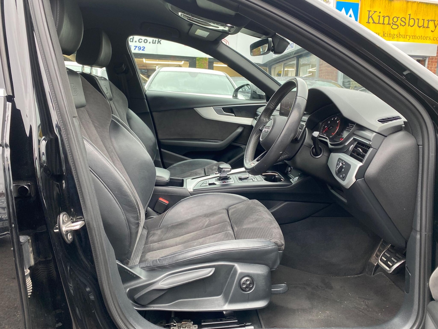 Used Audi A4 2018 for sale - 76666905: Photo 17