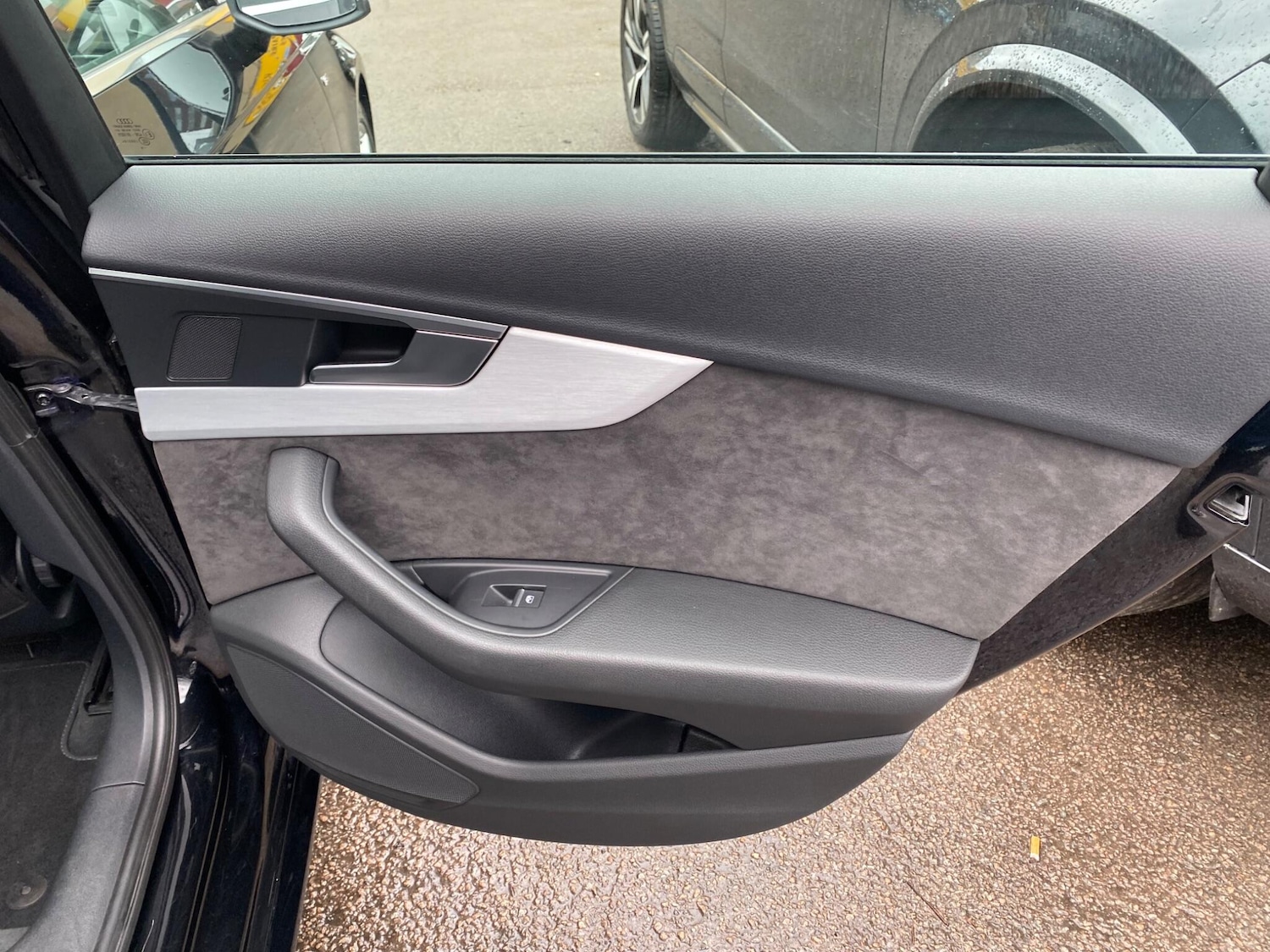 Used Audi A4 2018 for sale - 76666905: Photo 33