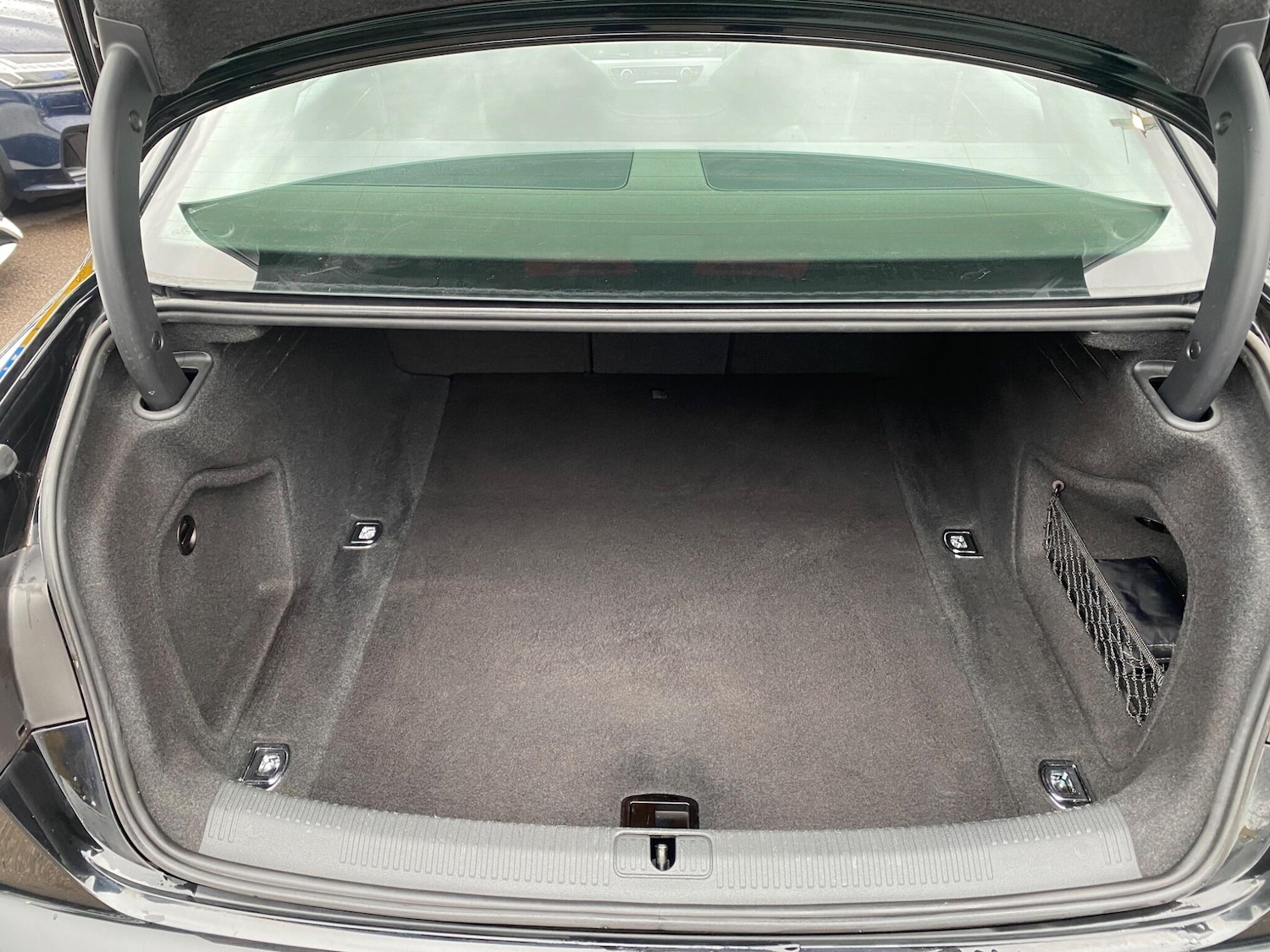 Used Audi A4 2018 for sale - 76666905: Photo 40