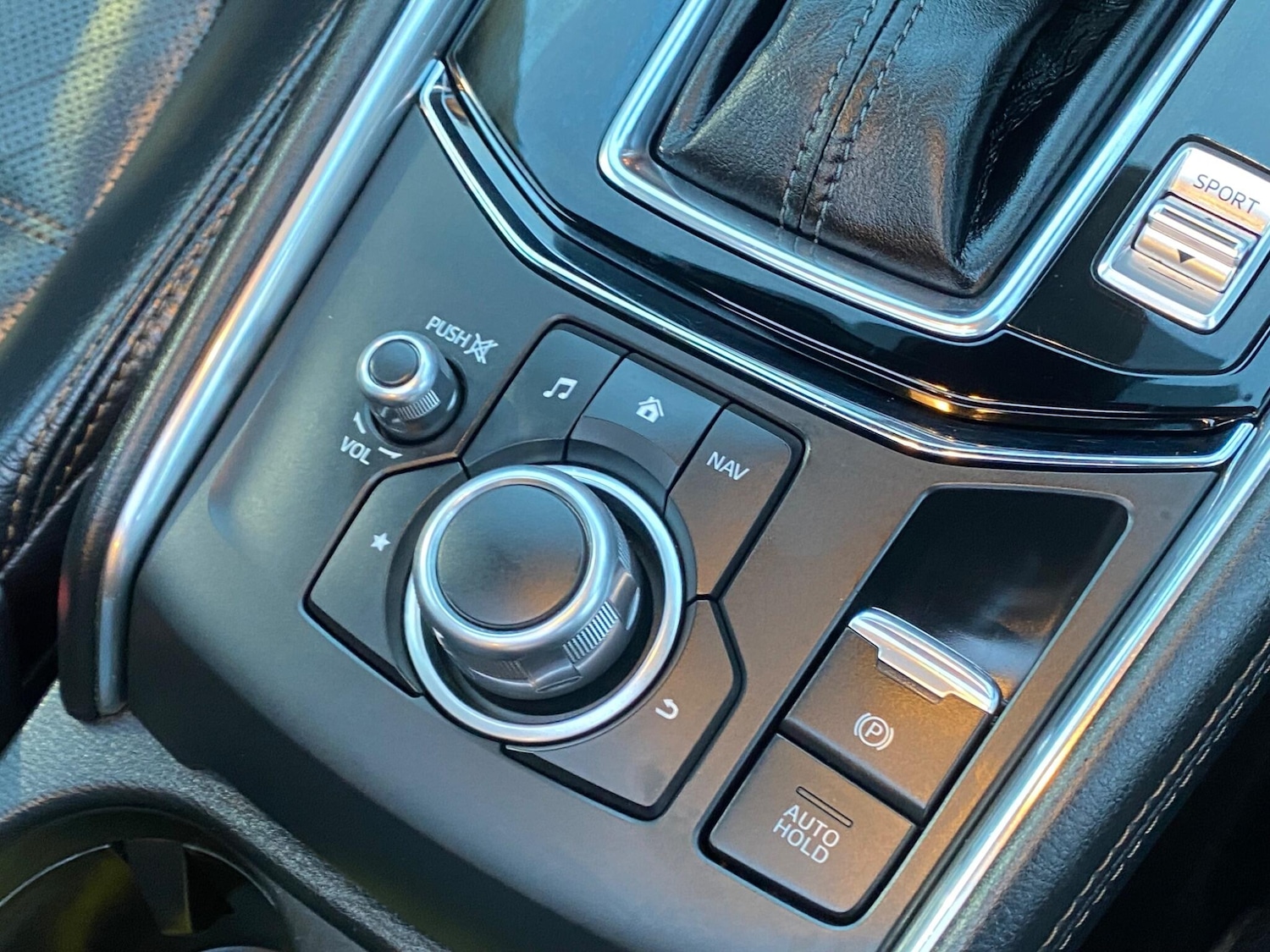 Used Mazda CX-5 2018 for sale - 78058289: Photo 27