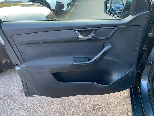 Used Skoda Fabia 2015 for sale - 76247683: Photo 32