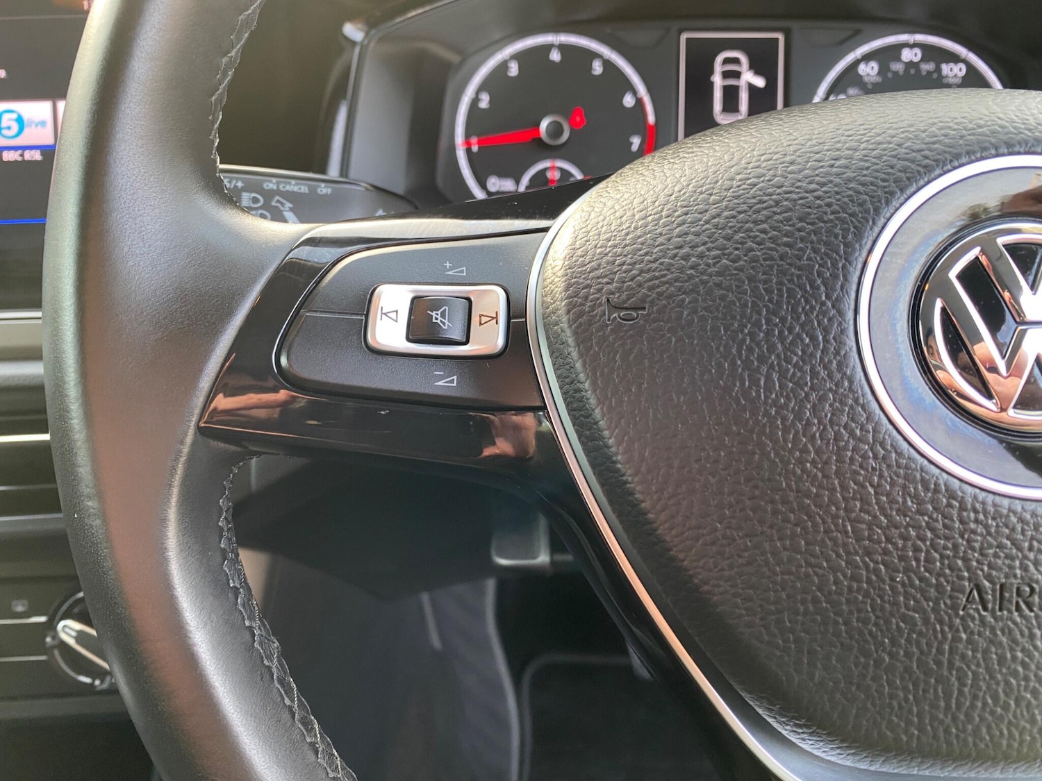 Used Volkswagen Polo for sale - 77768708: Photo 28