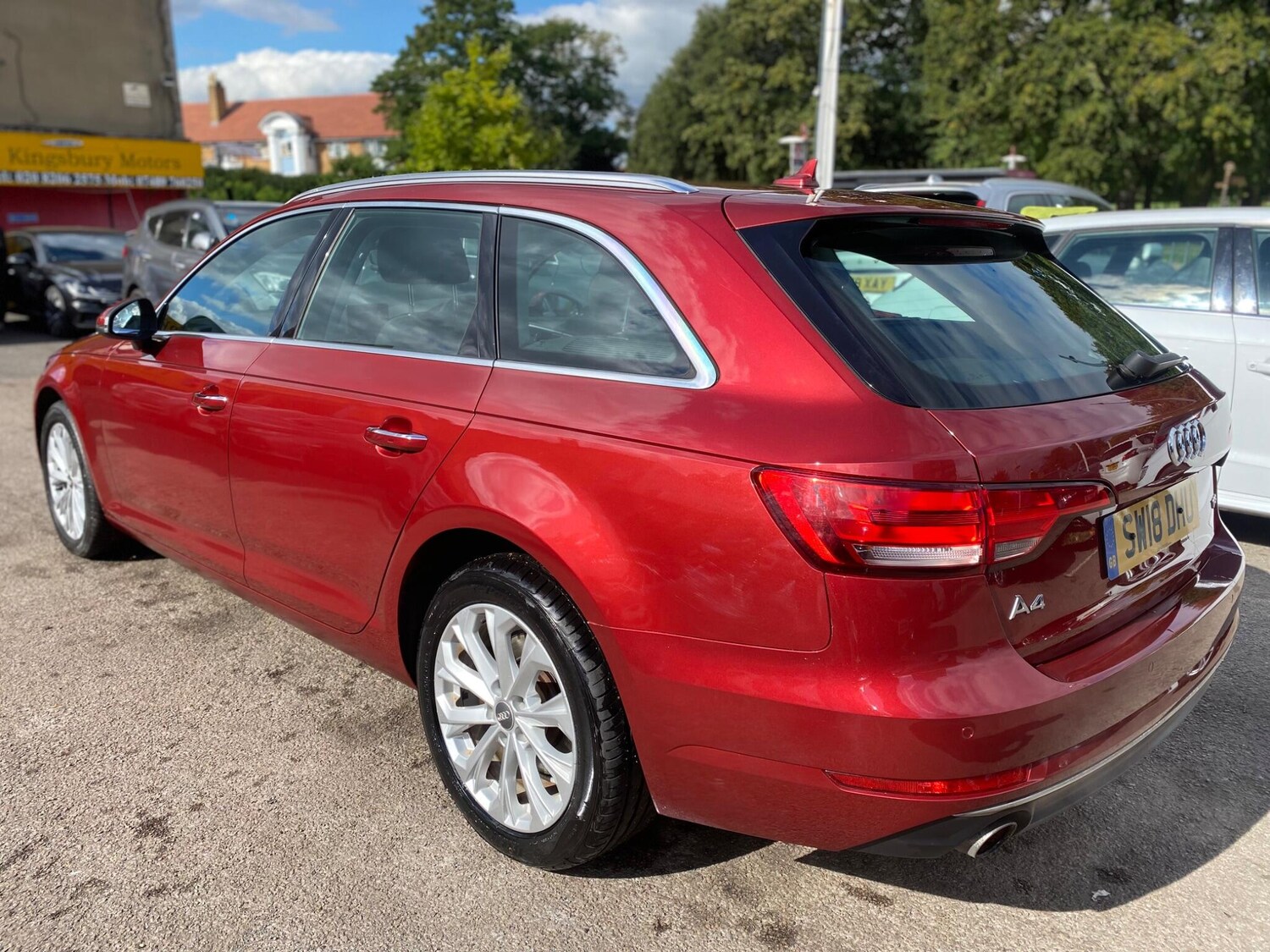 Used Audi A4 Avant 2018 for sale - 76042486: Photo 10