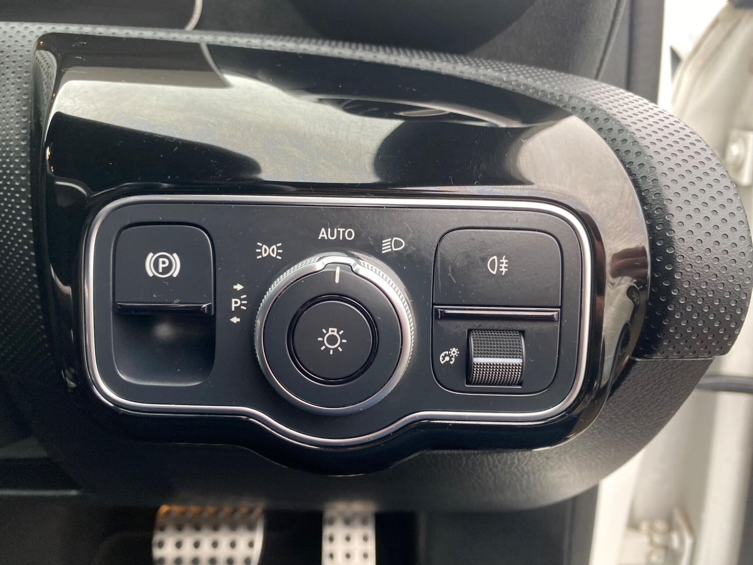 Used Mercedes-Benz A-Class 2019 for sale - 77625347: Photo 27