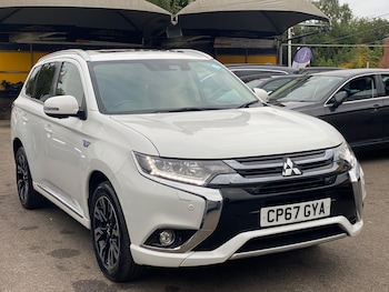 Mitsubishi - Outlander
