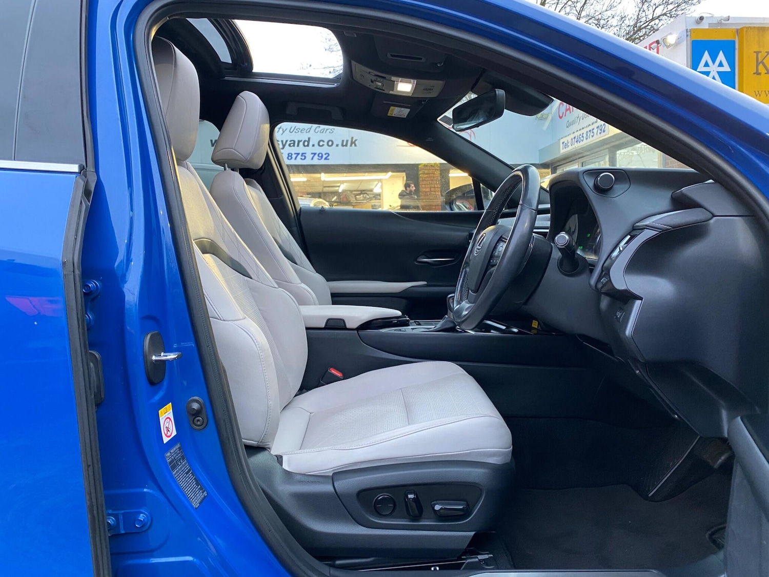 Used Lexus UX 2019 for sale - 77440402: Photo 17