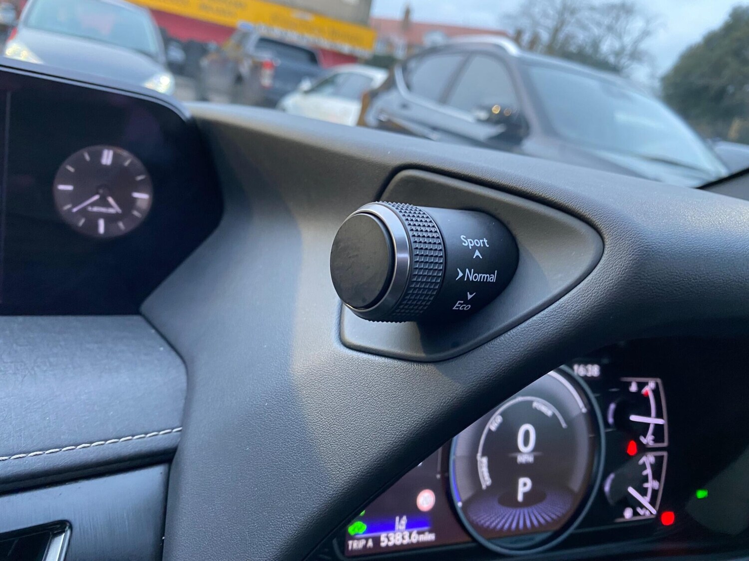 Used Lexus UX 2019 for sale - 77440402: Photo 36