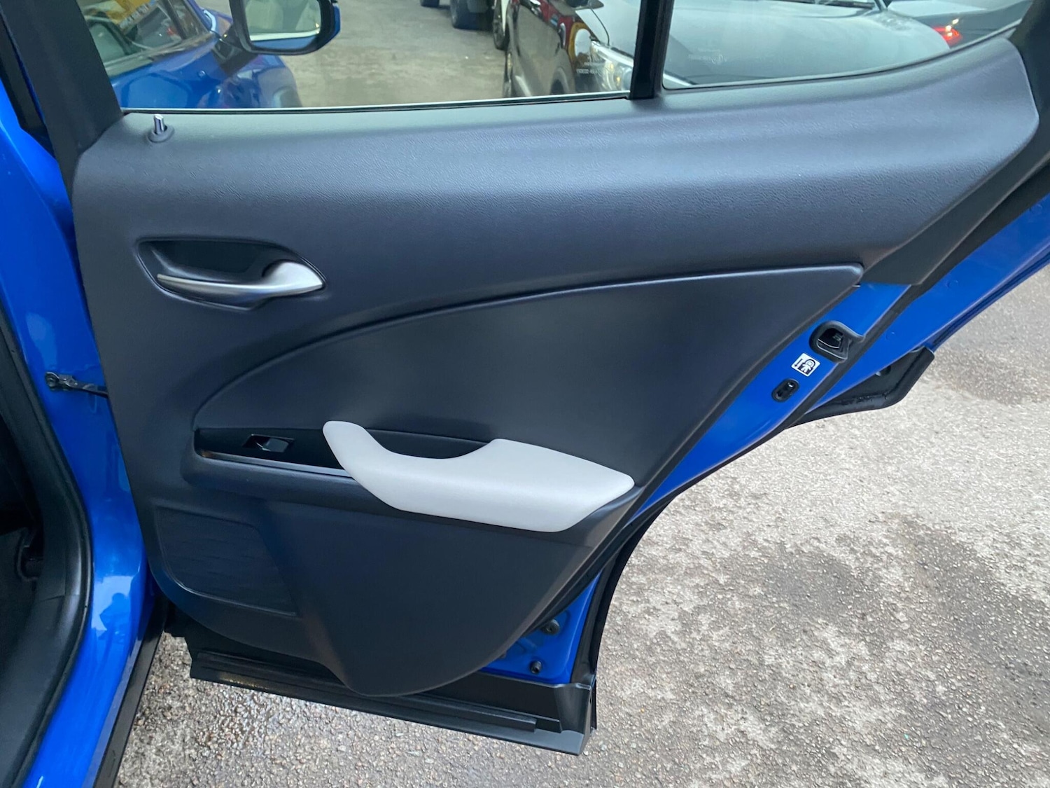 Used Lexus UX 2019 for sale - 77440402: Photo 41