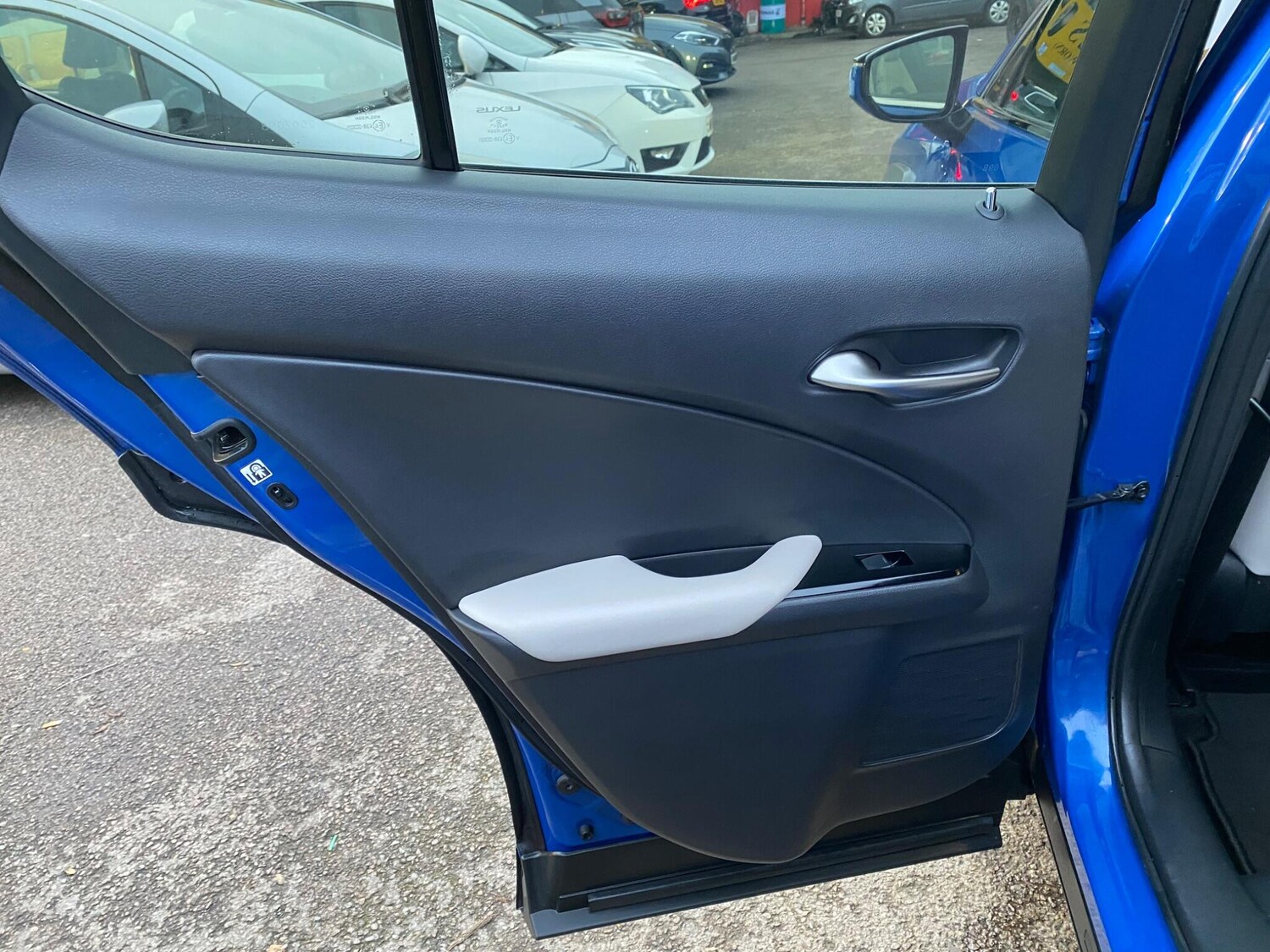 Used Lexus UX 2019 for sale - 77440402: Photo 43