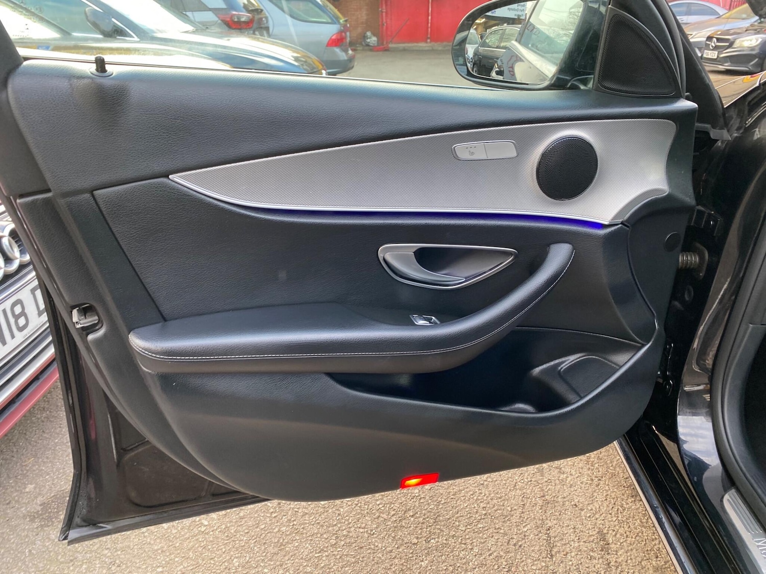 Used Mercedes-Benz E Class 2016 for sale - 77808465: Photo 35