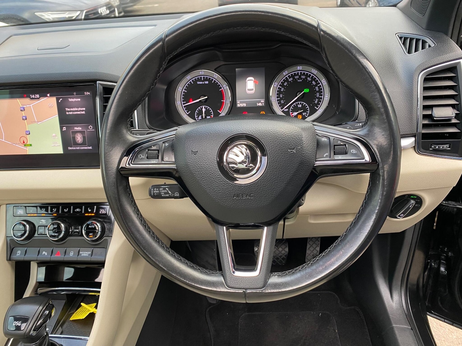 Used Skoda Karoq 2018 for sale - 76689155: Photo 20