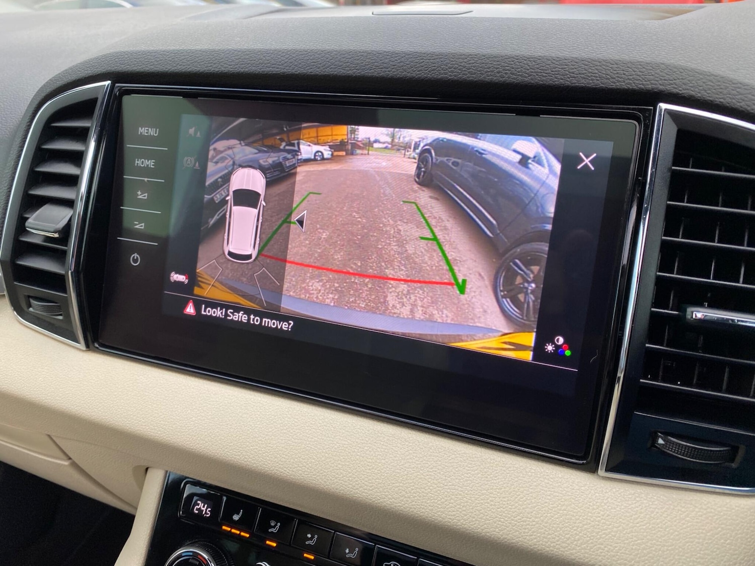 Used Skoda Karoq 2018 for sale - 76689155: Photo 23