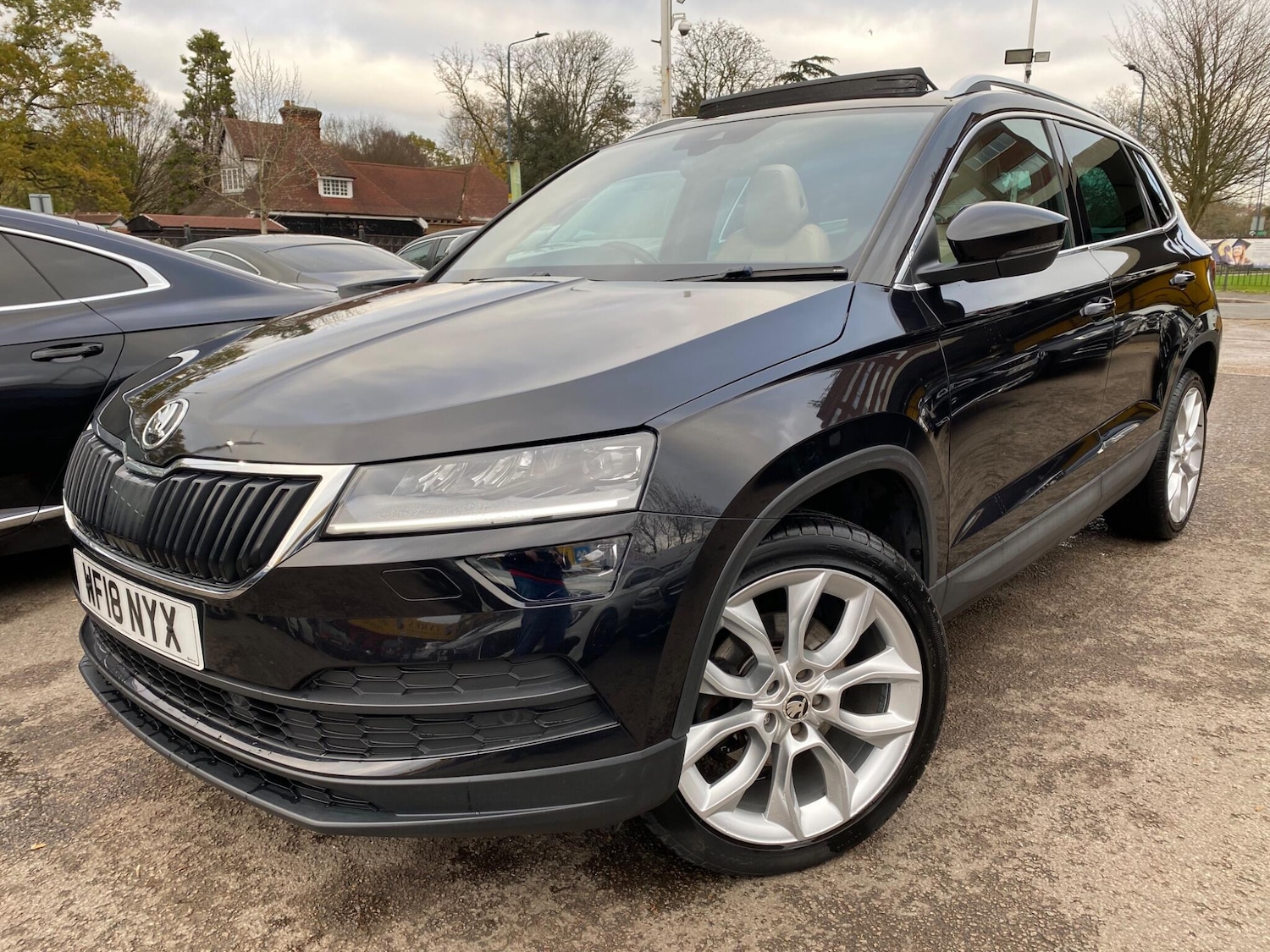 Used Skoda Karoq 2018 for sale - 76689155: Photo 7