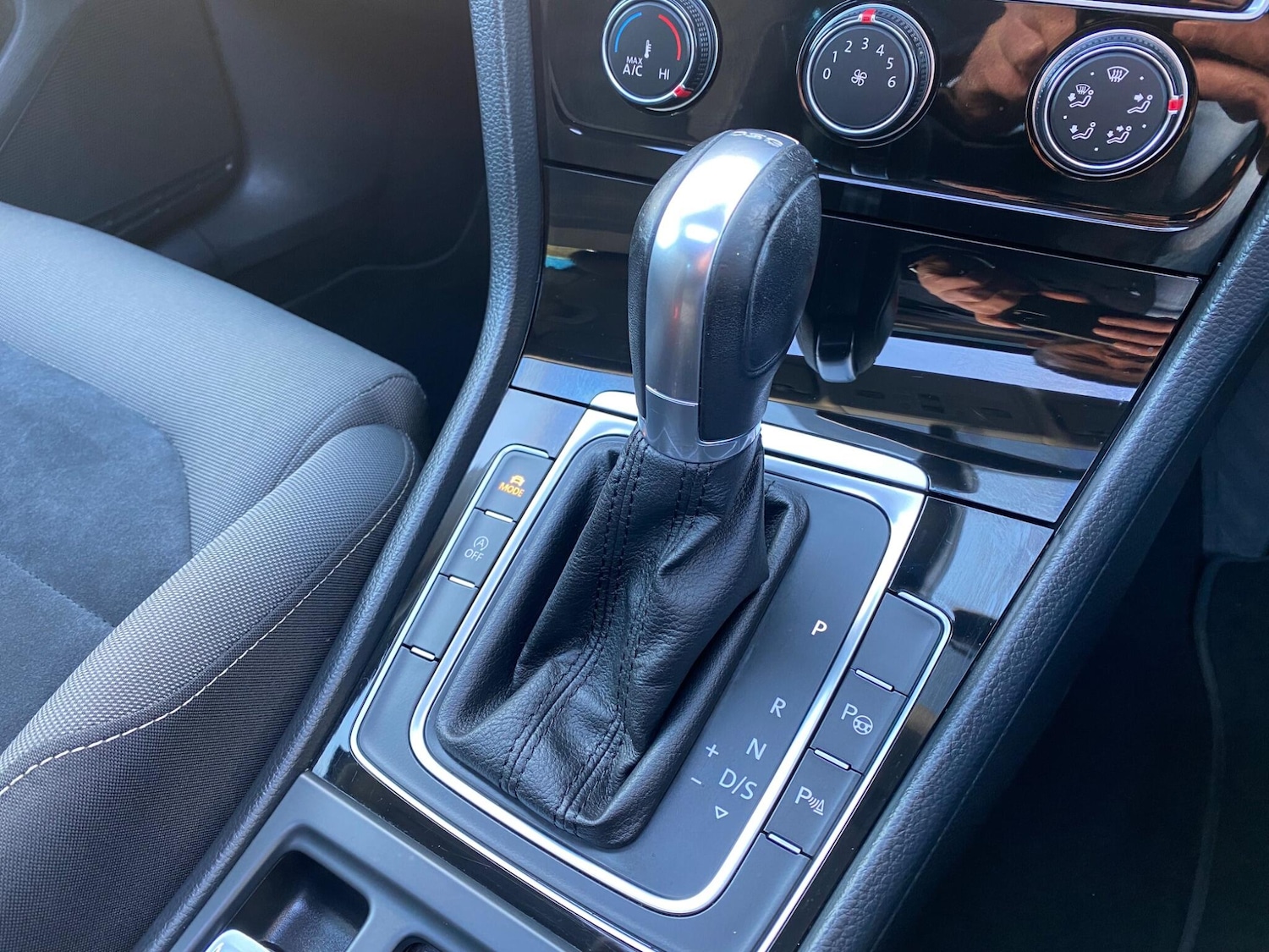 Used Volkswagen Golf 2016 for sale - 76388101: Photo 22