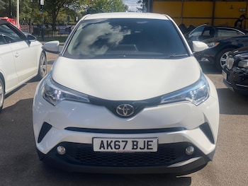 Used Toyota C-HR 2017 for sale - 75782386: Photo