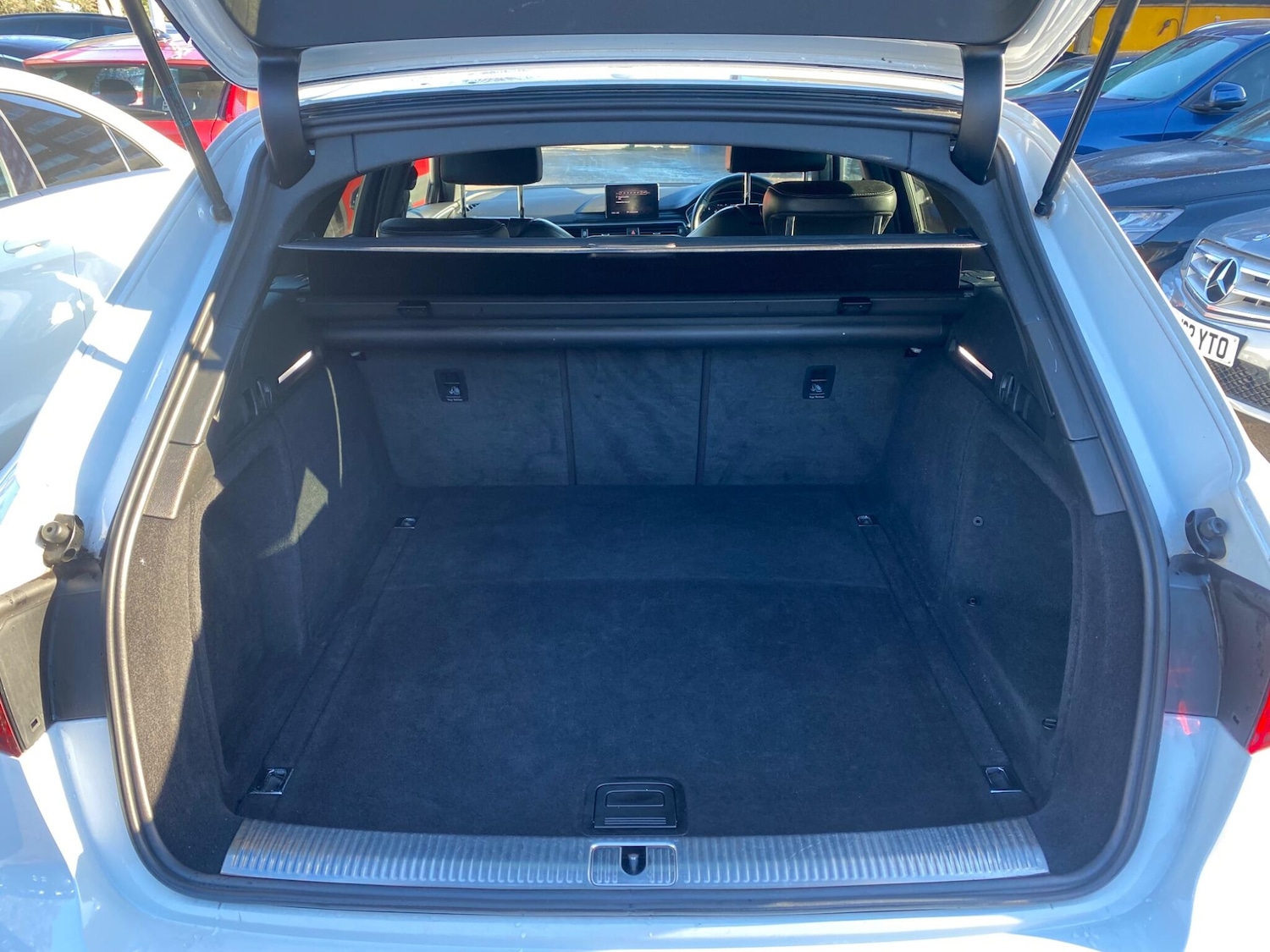 Used Audi A4 Avant 2017 for sale - 76561379: Photo 40