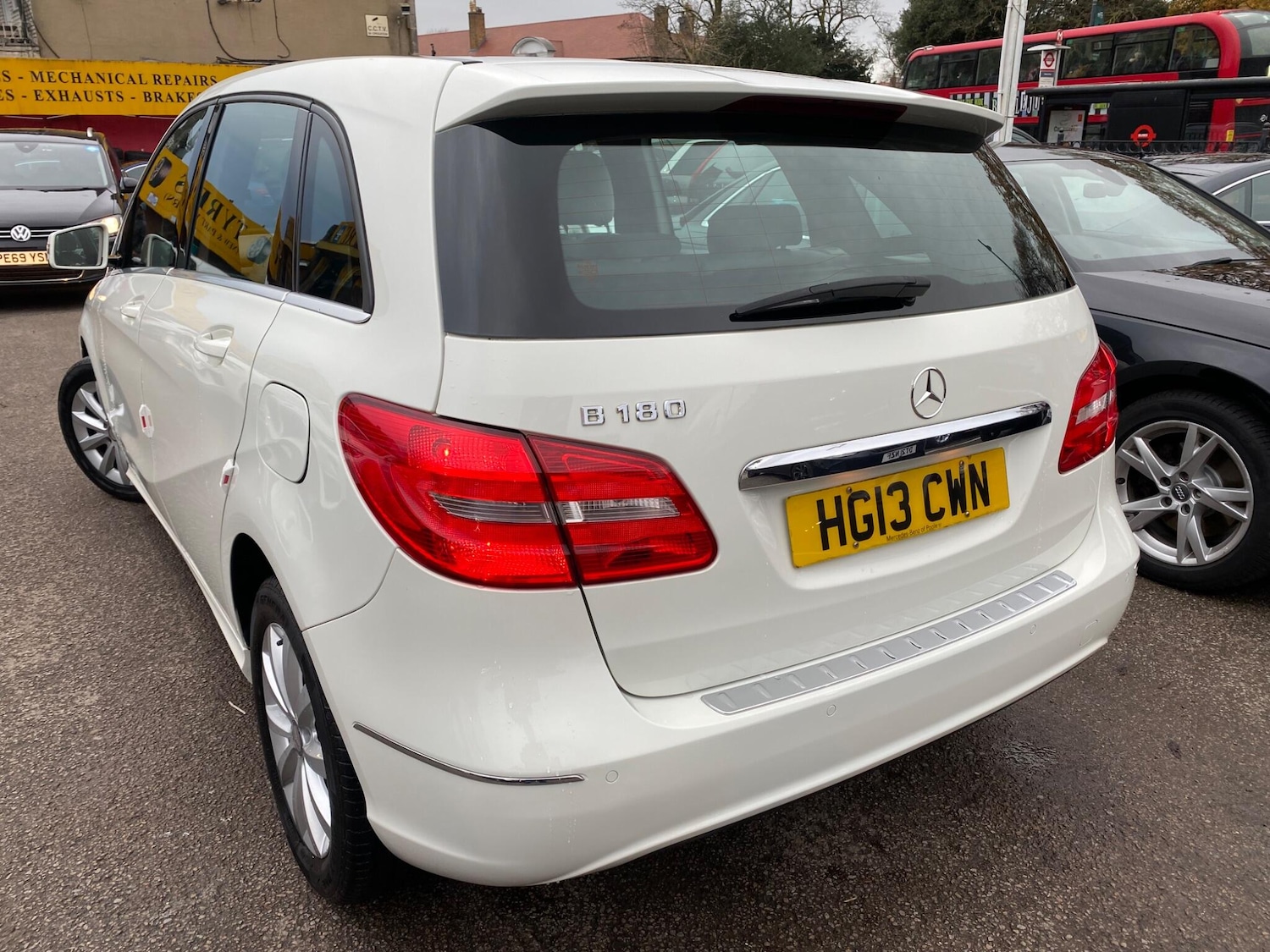 Used Mercedes-Benz B Class 2013 for sale - 76865311: Photo 11