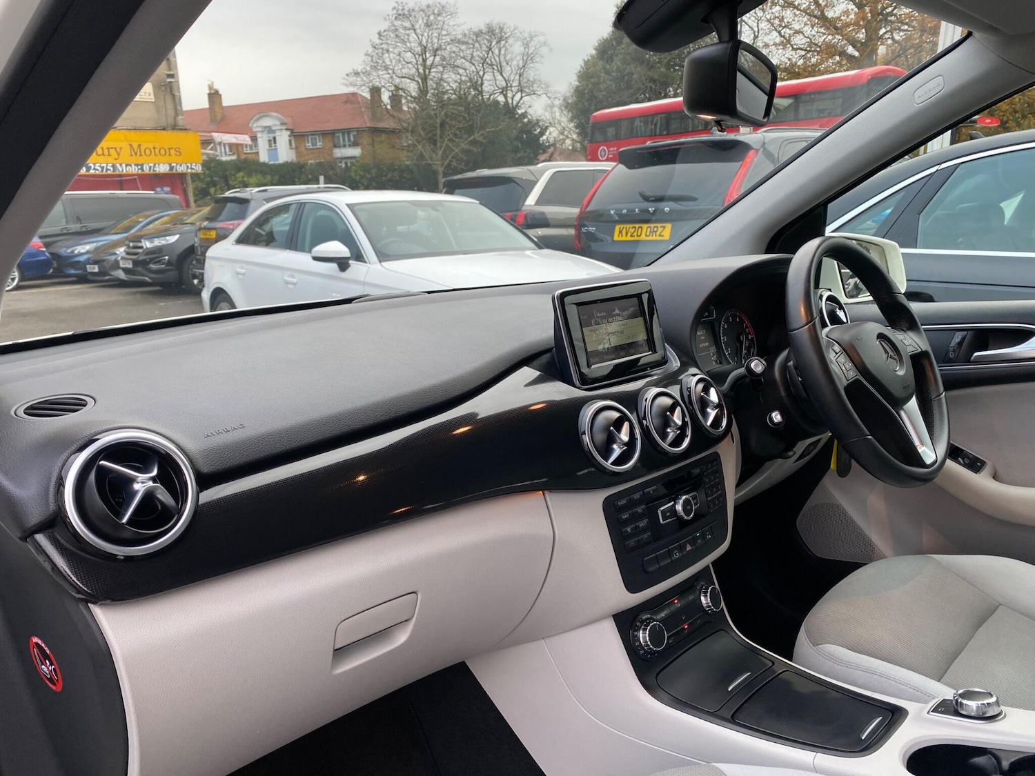 Used Mercedes-Benz B Class 2013 for sale - 76865311: Photo 35