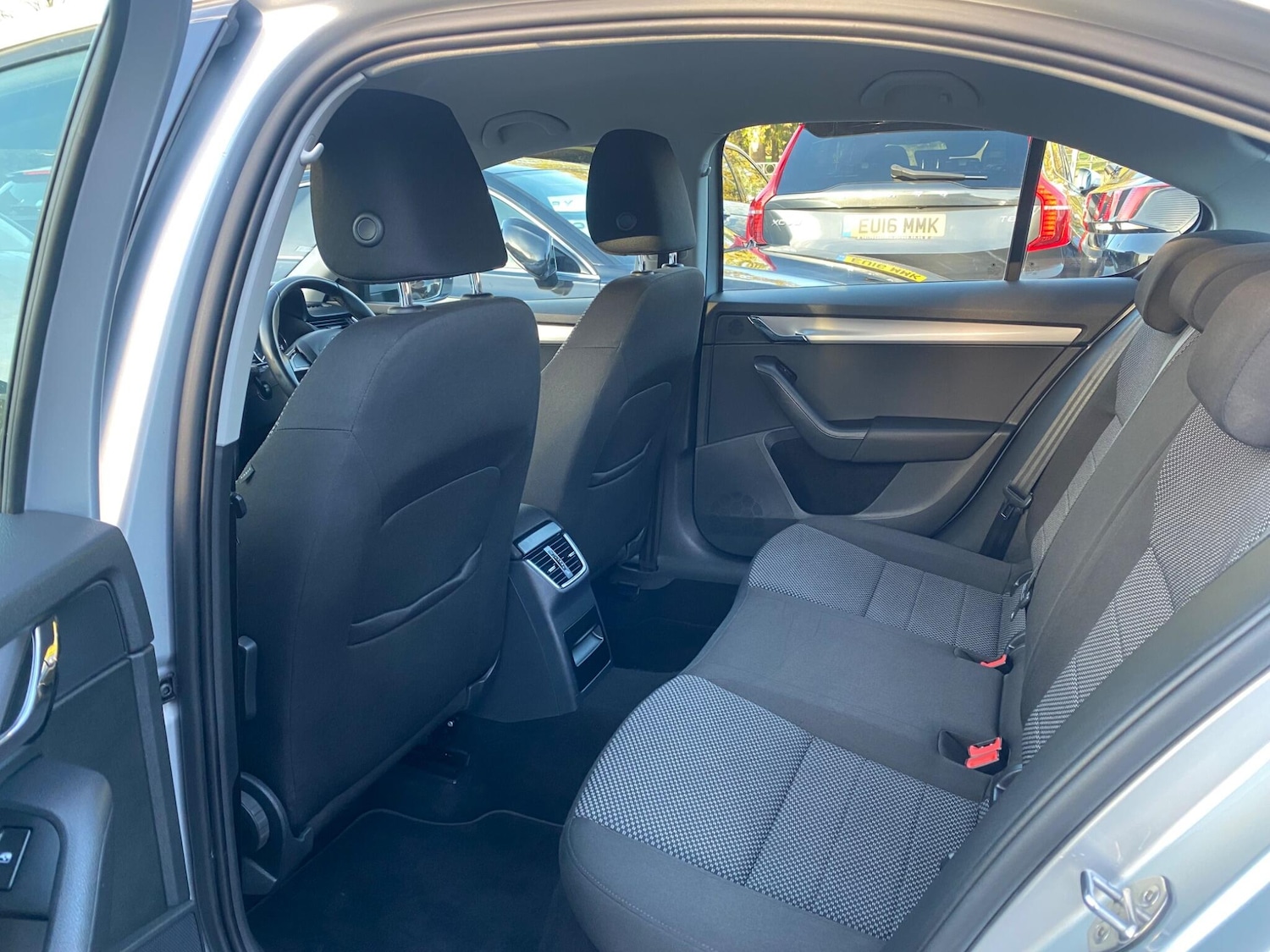 Used Skoda Octavia 2015 for sale - 76714610: Photo 31