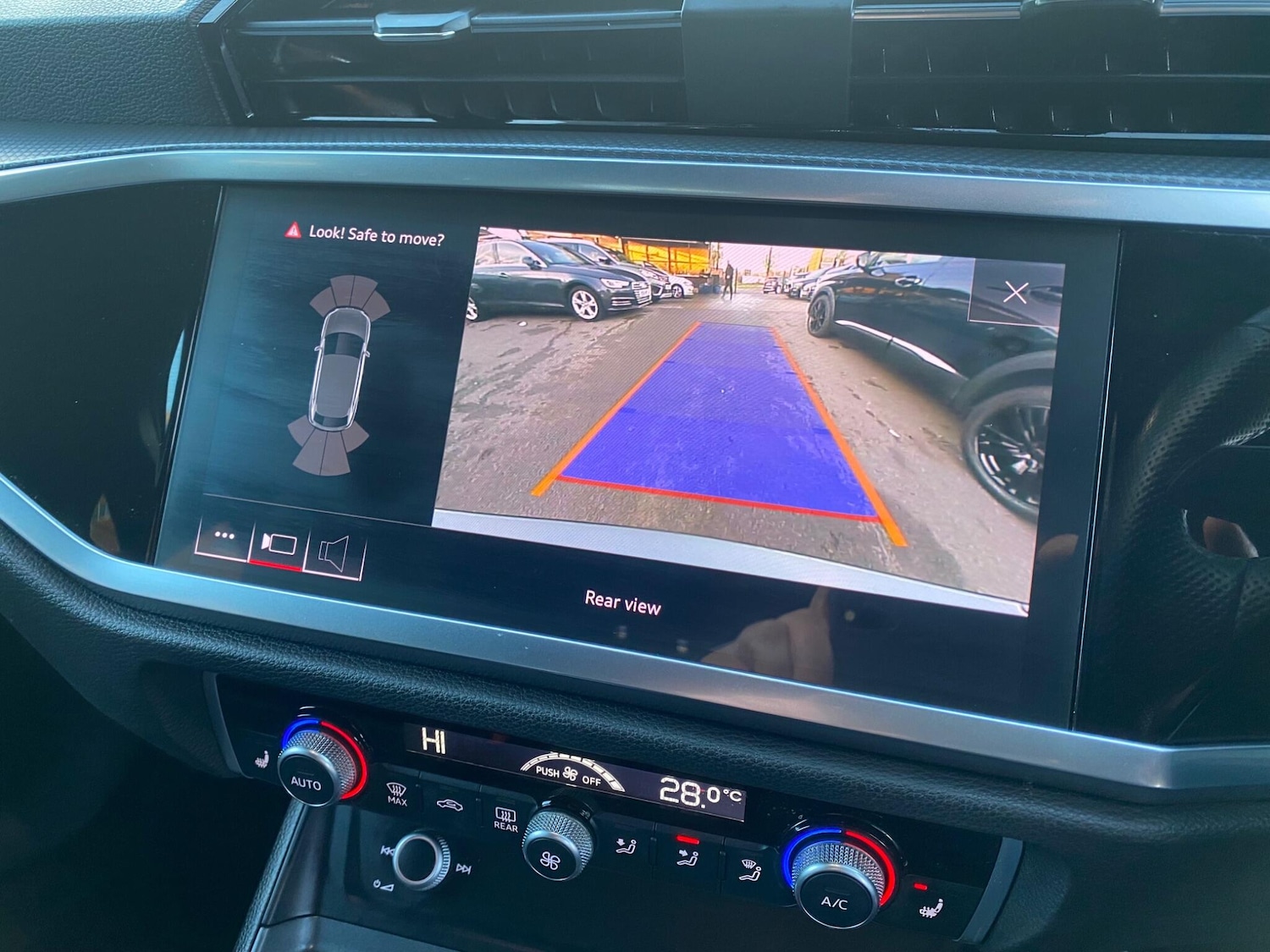 Used Audi Q3 2020 for sale - 76667459: Photo 21