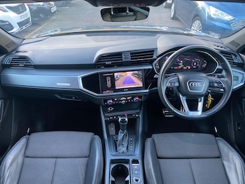 Used Audi Q3 2020 for sale - 76667459: Photo