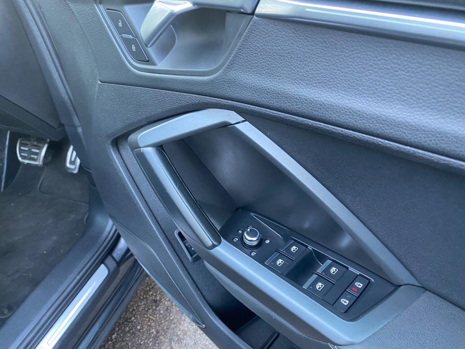 Used Audi Q3 2020 for sale - 76667459: Photo 32