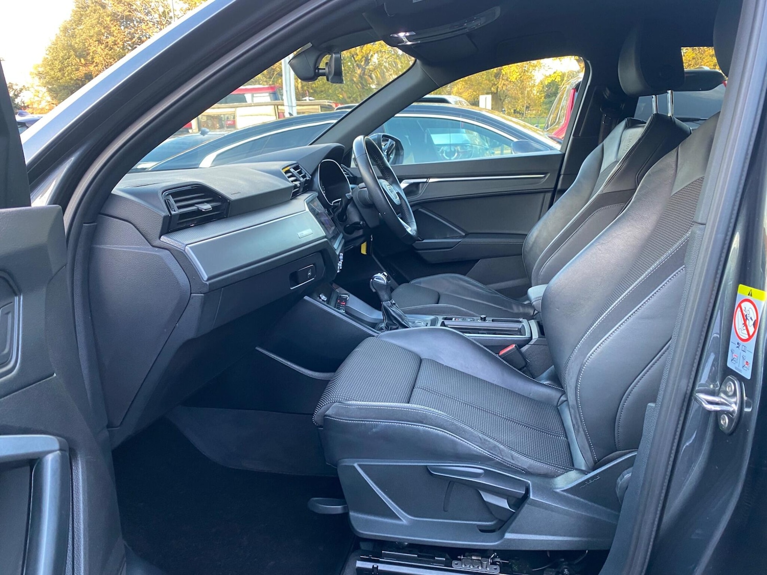 Used Audi Q3 2020 for sale - 76667459: Photo 38