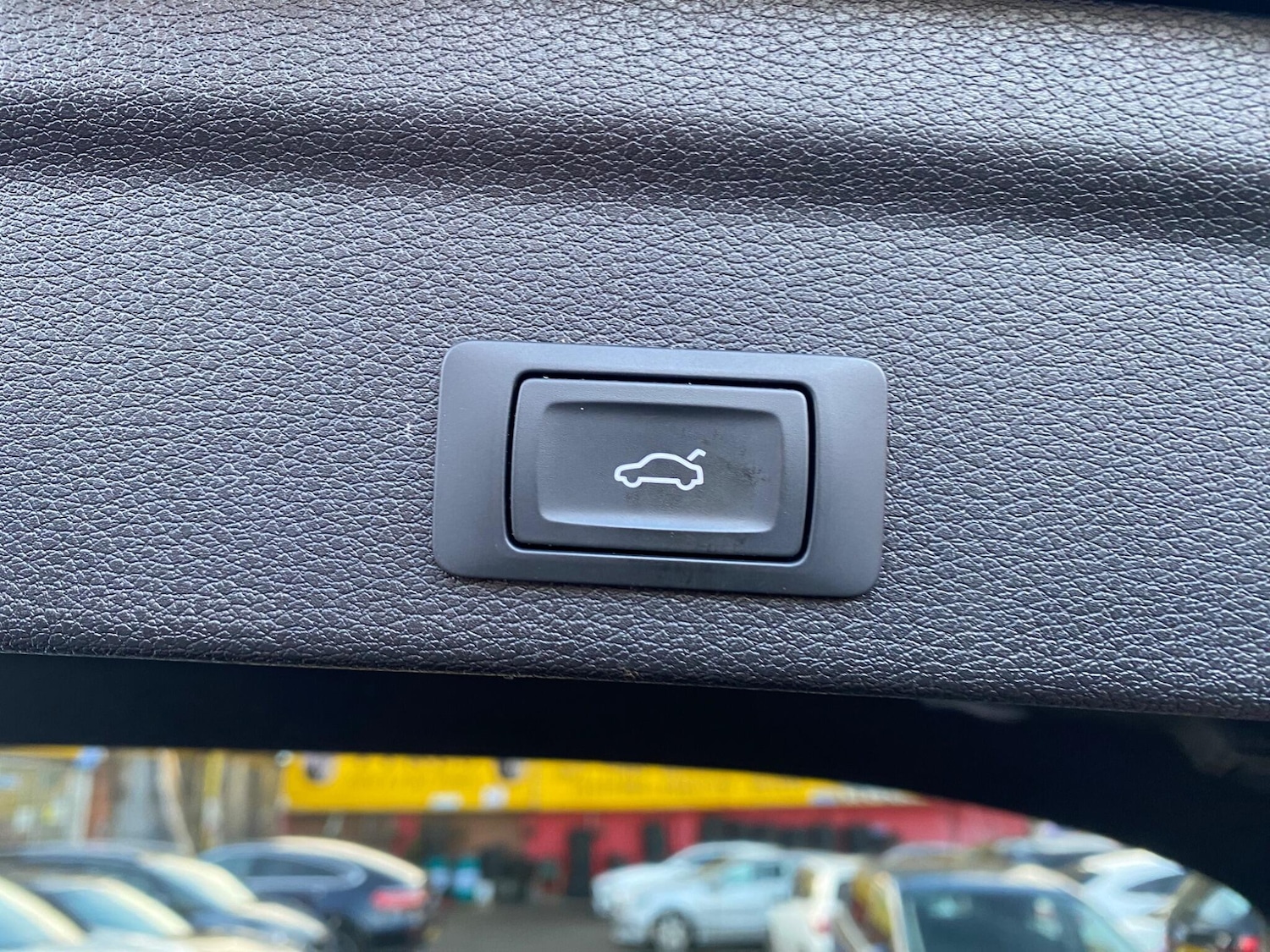 Used Audi Q3 2020 for sale - 76667459: Photo 42