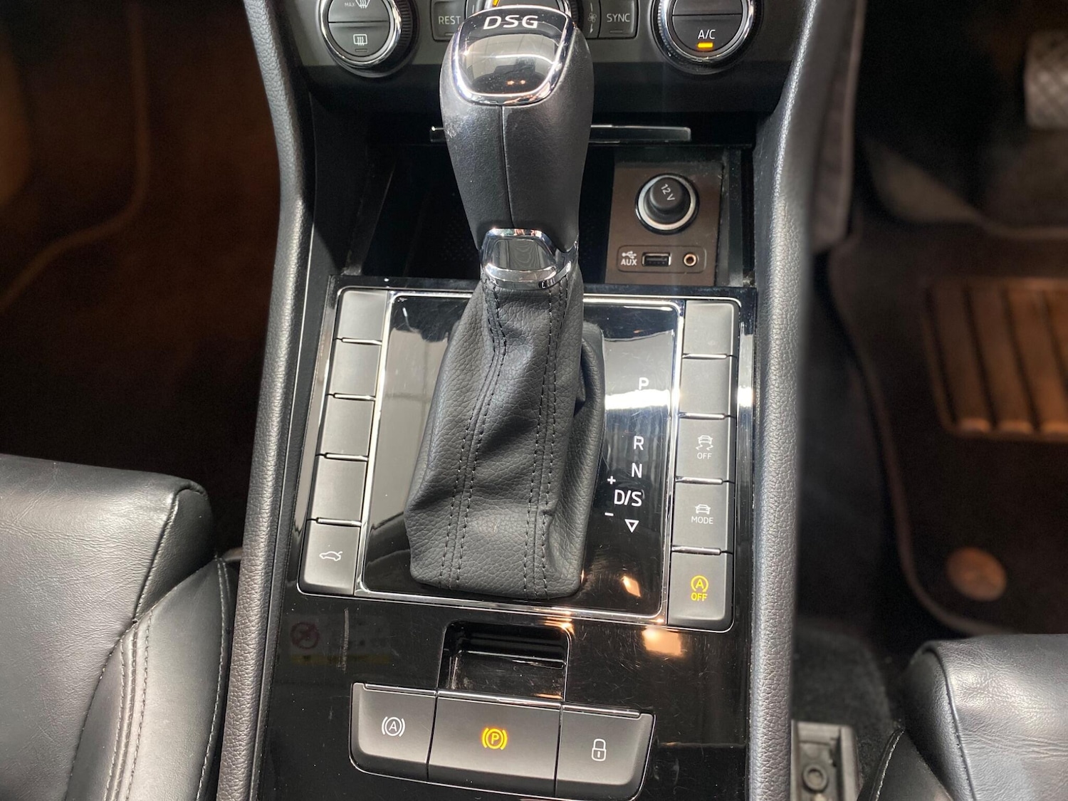 Used Skoda Superb 2017 for sale - 76549564: Photo 20