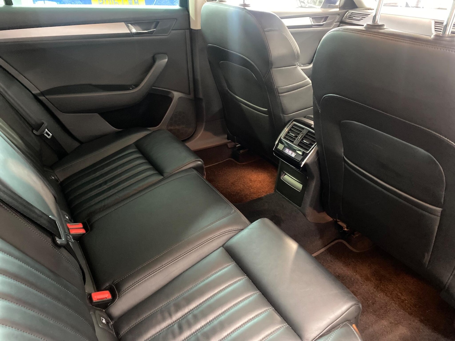 Used Skoda Superb 2017 for sale - 76549564: Photo 24