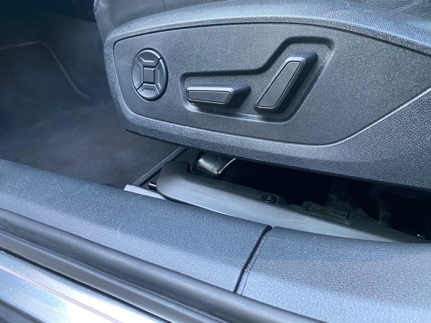 Used Audi A6 Saloon 2020 for sale - 76215548: Photo 35