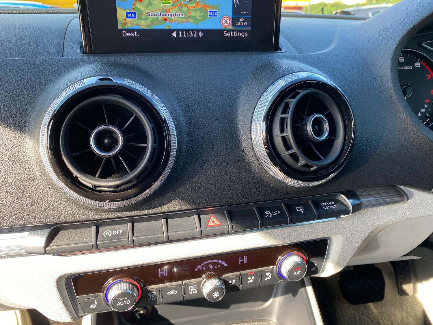 Used Audi A3 2014 for sale - 76094856: Photo 21