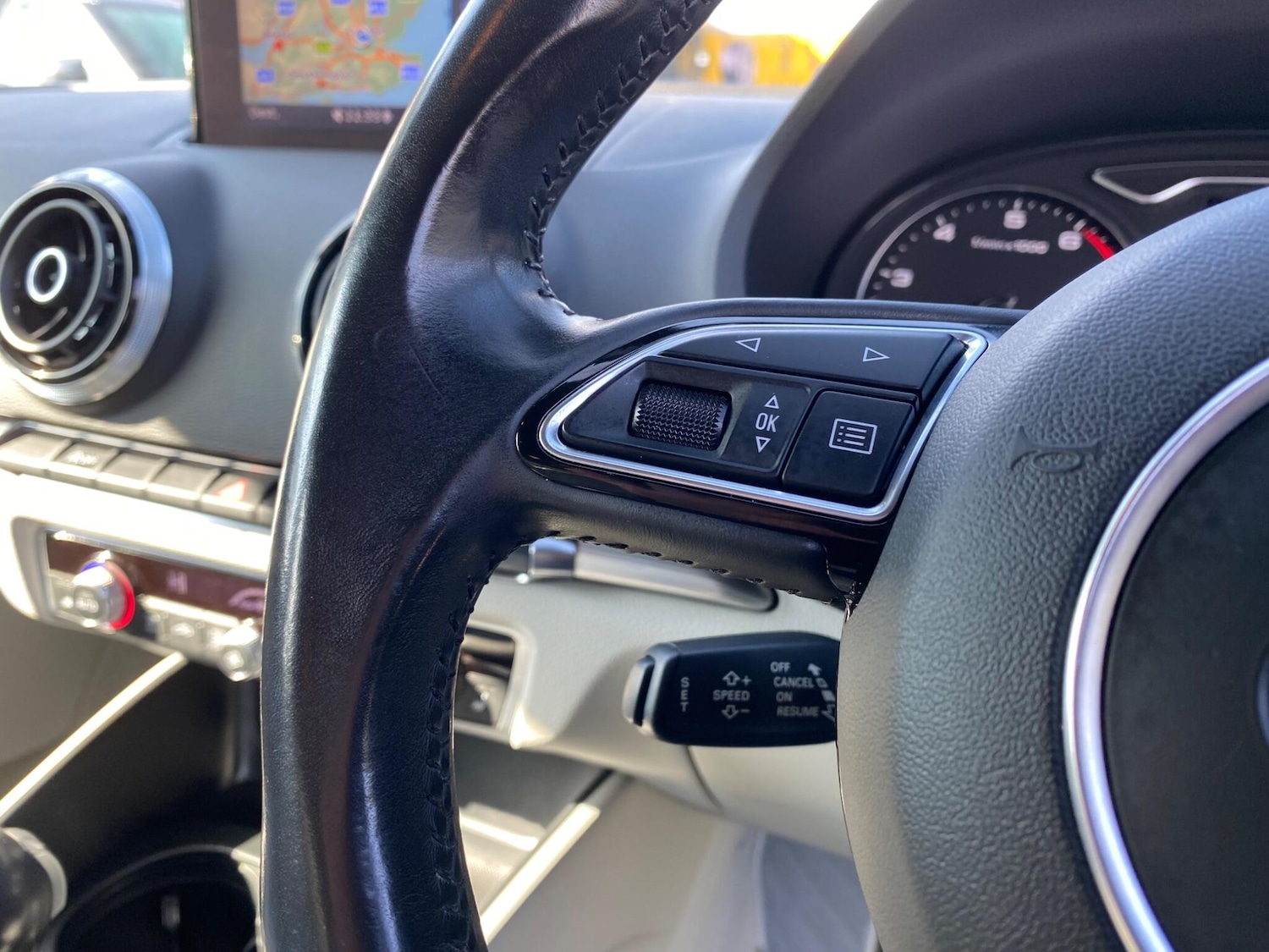 Used Audi A3 2014 for sale - 76094856: Photo 26