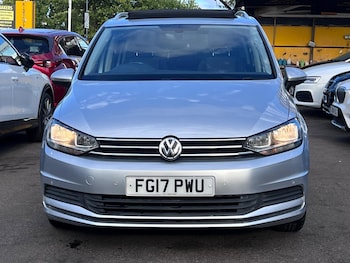 Used Volkswagen Touran 2017 for sale - 79362528: Photo