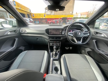 Used Volkswagen T-Cross 2019 for sale - 77893035: Photo