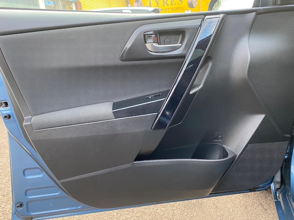 Used Toyota Auris 2015 for sale - 75601584: Photo 28