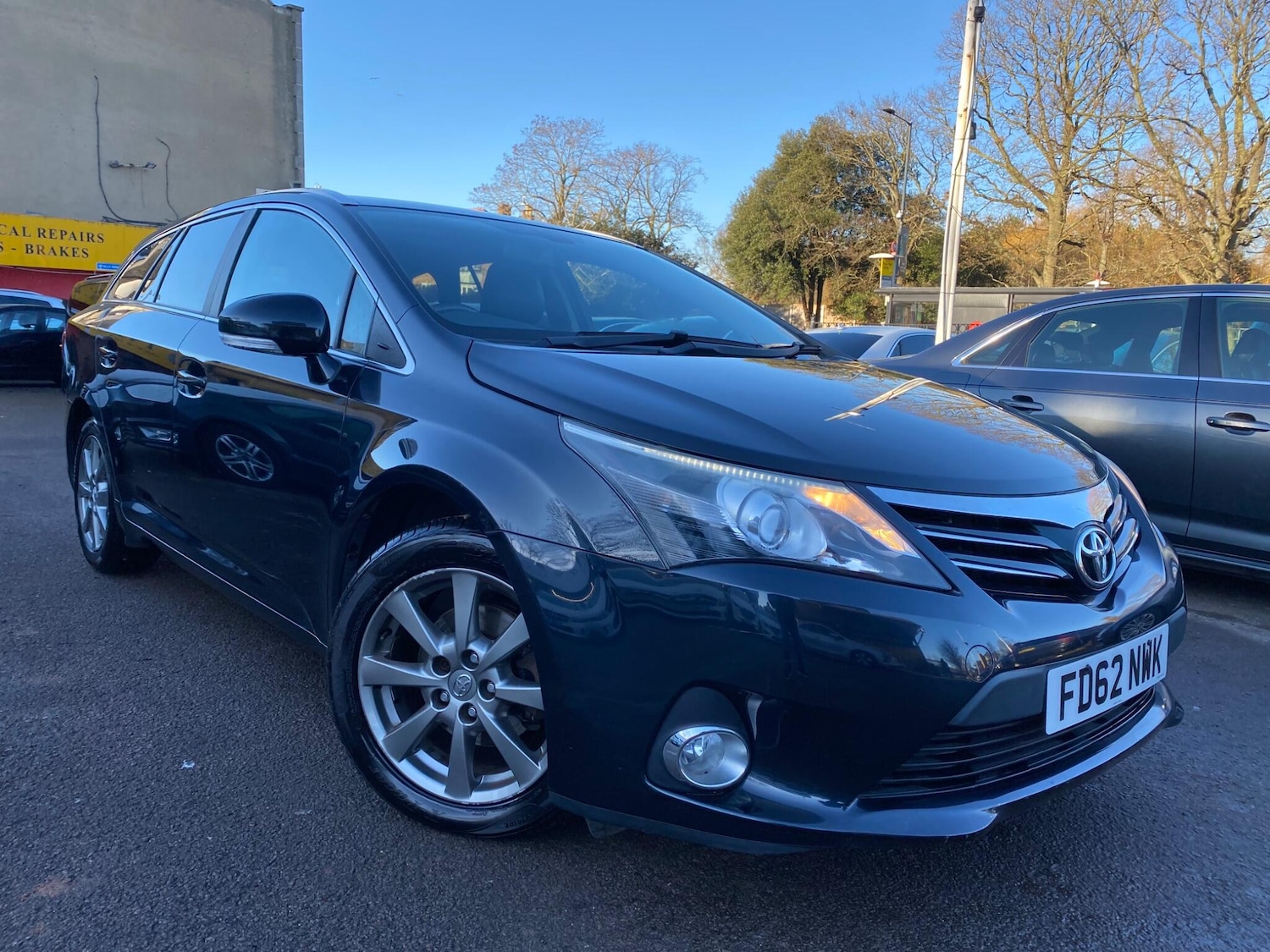 Used Toyota Avensis 2013 for sale - 77097443: Photo 5