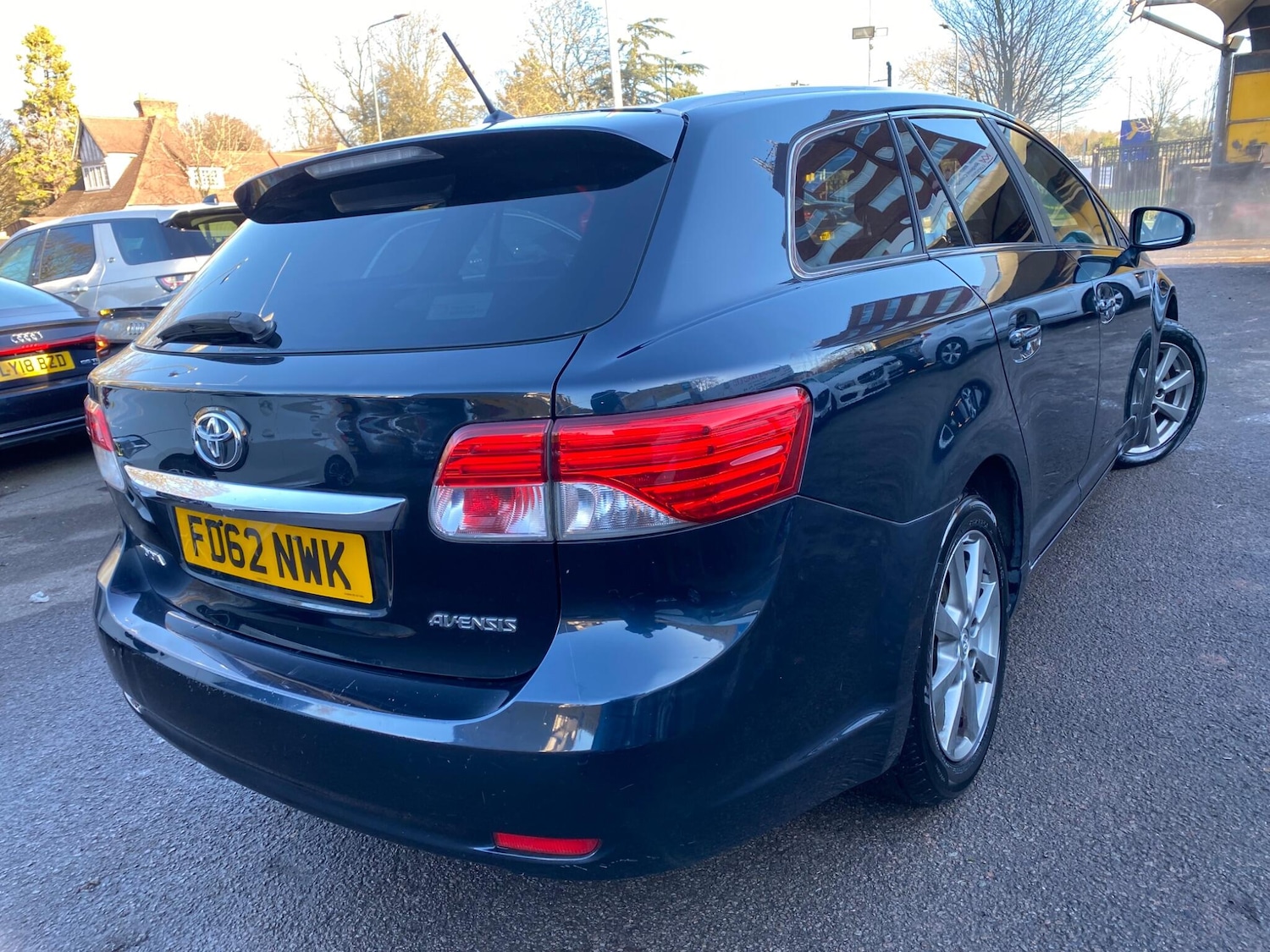 Used Toyota Avensis 2013 for sale - 77097443: Photo 9