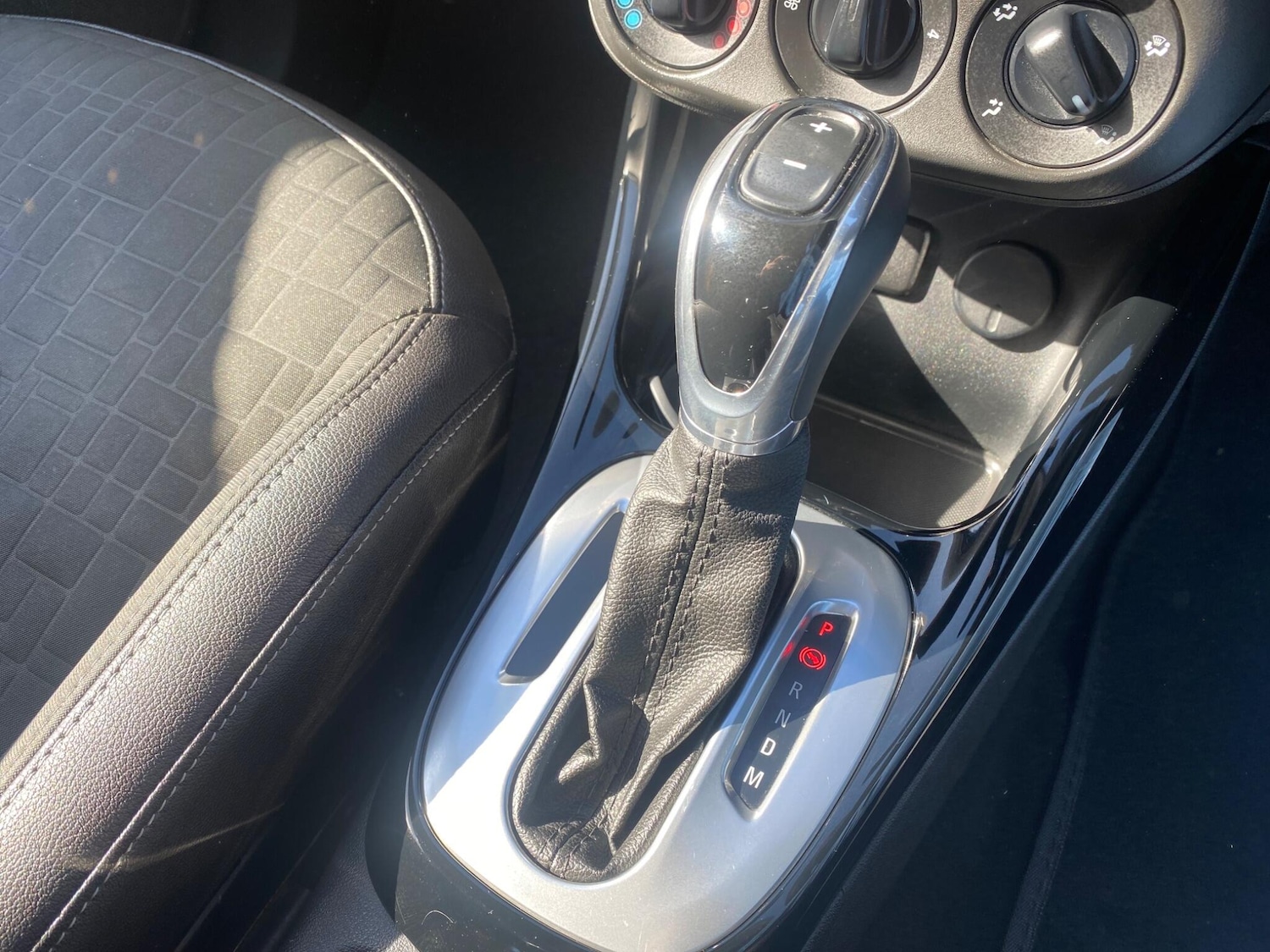 Used Vauxhall Corsa 2016 for sale - 76020420: Photo 16