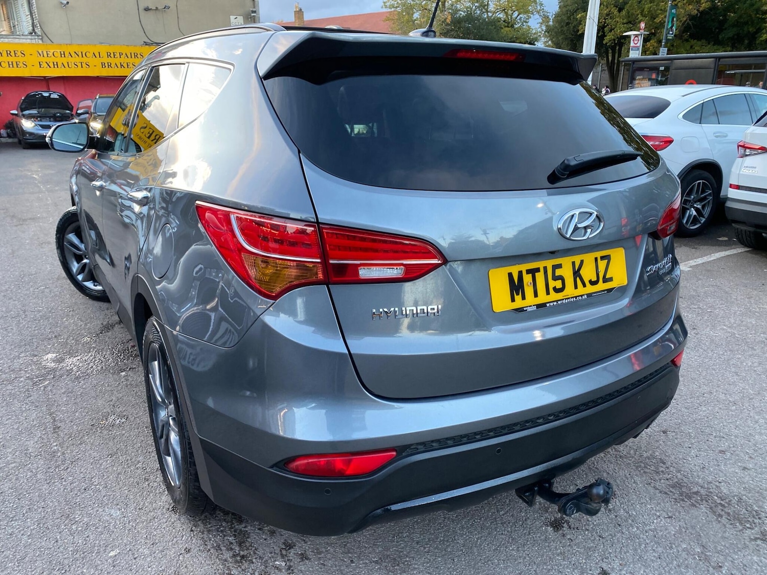Used Hyundai Santa Fe 2015 for sale - 76370445: Photo 15