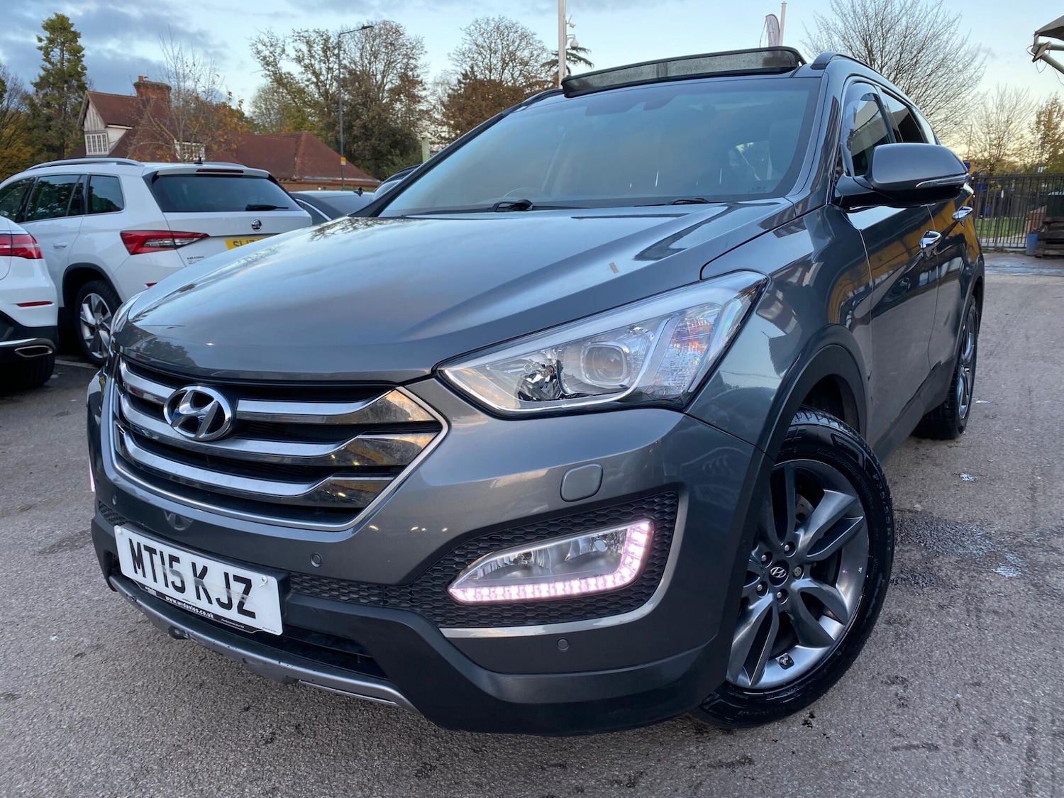 Used Hyundai Santa Fe 2015 for sale - 76370445: Photo 6