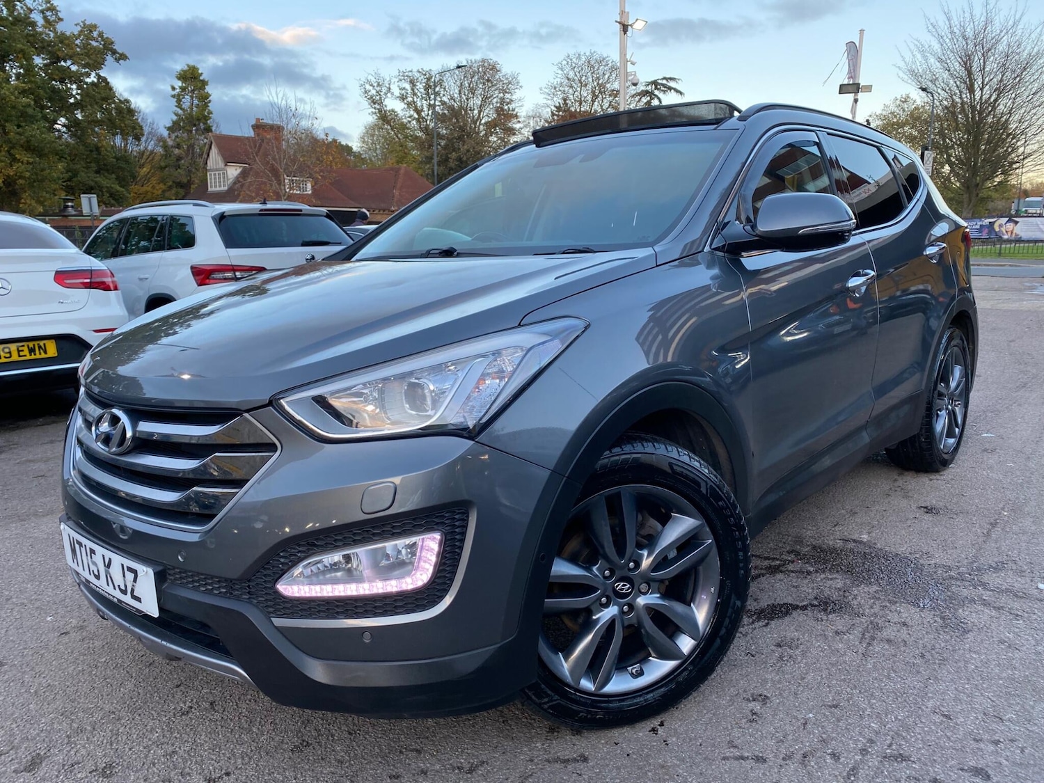 Used Hyundai Santa Fe 2015 for sale - 76370445: Photo 7